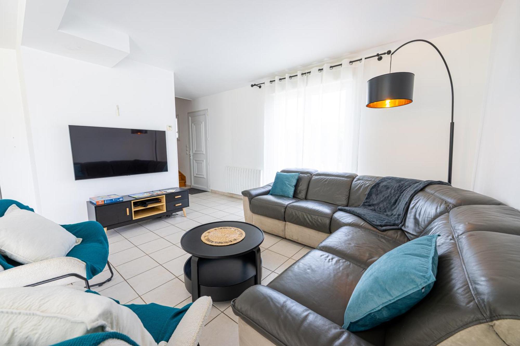 Maison De Vacances A Louer Mosles Exterior photo